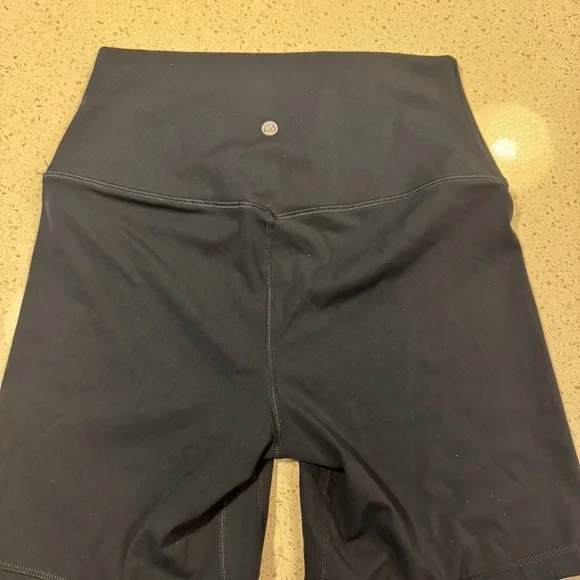 CRZ YOGA Womens size Small ButterLuxe Biker 6’ Shorts - High-Waisted Blue - Picture 3 of 5